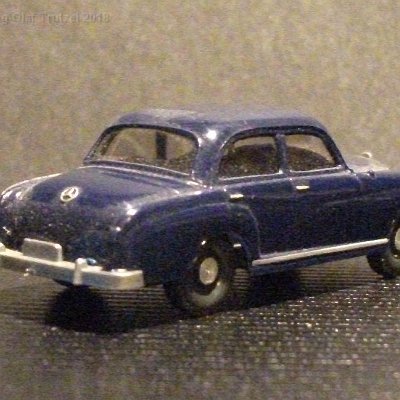 ww2-sondermodell-diesel-mb-180-stahlblau-019-dscf4499