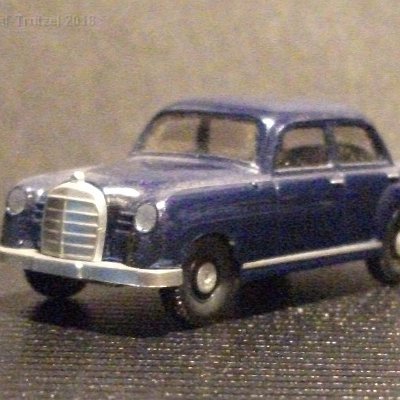 ww2-sondermodell-diesel-mb-180-stahlblau-019-dscf4504