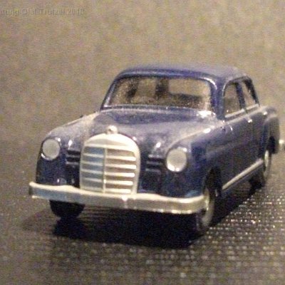 ww2-sondermodell-diesel-mb-180-stahlblau-019-dscf4505