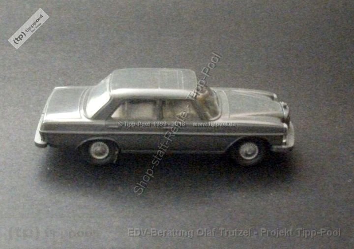 ww2-0141-03-b-mercedes-200-grau-018-dscf5341