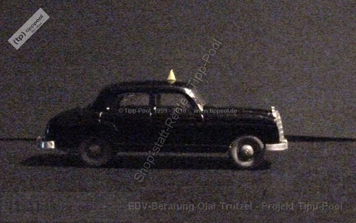 ww2-0149-01-mb-220-taxi-4v4-dscf8050