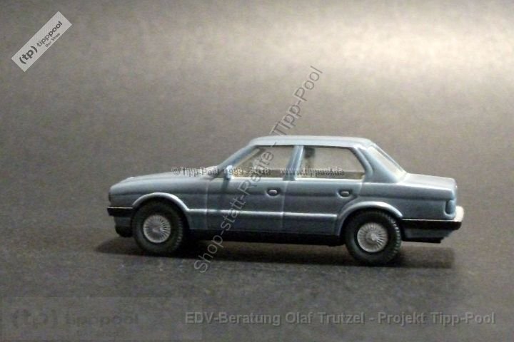 ww2-0190-04-bmw-320-i-graublau-004-dscf1178