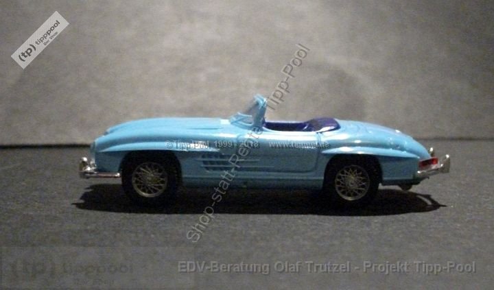 ww2-0834-02-a-mb-300-sl-cabrio-hellblau-dscf4254