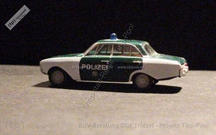 ww2-0864-02-ford-taunus-17-m-badewanne-polizei-012-dscf7273