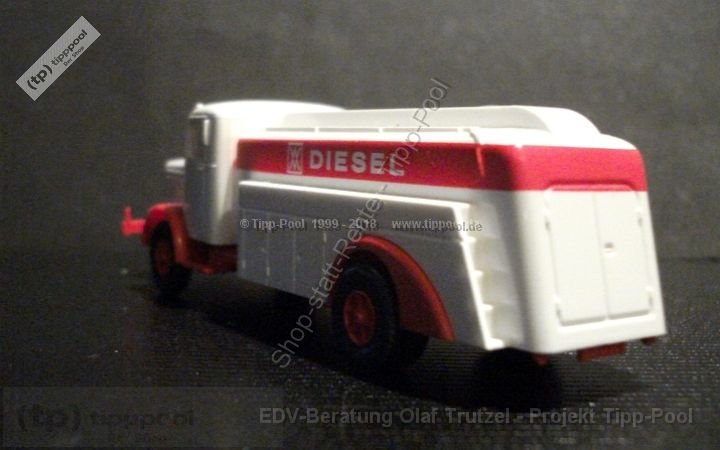 ww2-sondermodell-diesel-buessing-tankwagen-weiss-019-dscf4511