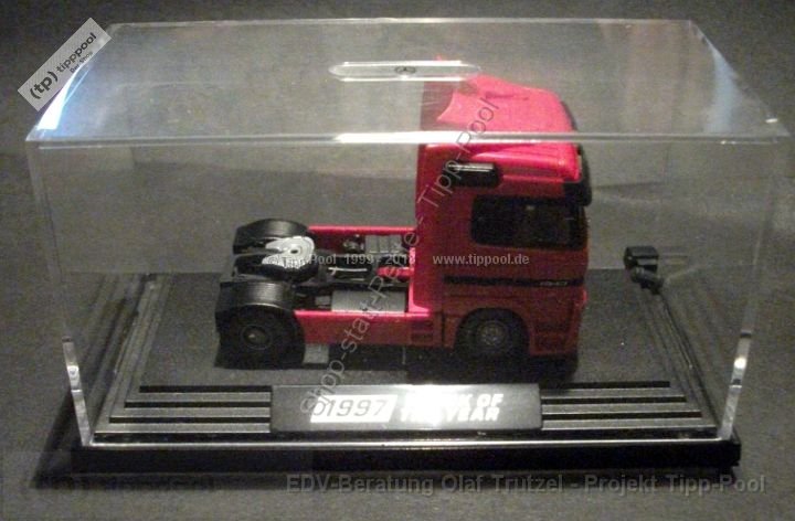 ww3-mb080e-mercedes-truck-of-the-year-1997-rot-euromagazin-pc-box-020-dscf4796