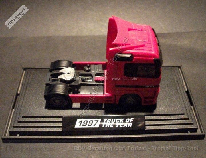 ww3-mb080e-mercedes-truck-of-the-year-1997-rot-euromagazin-pc-box-020-dscf4799